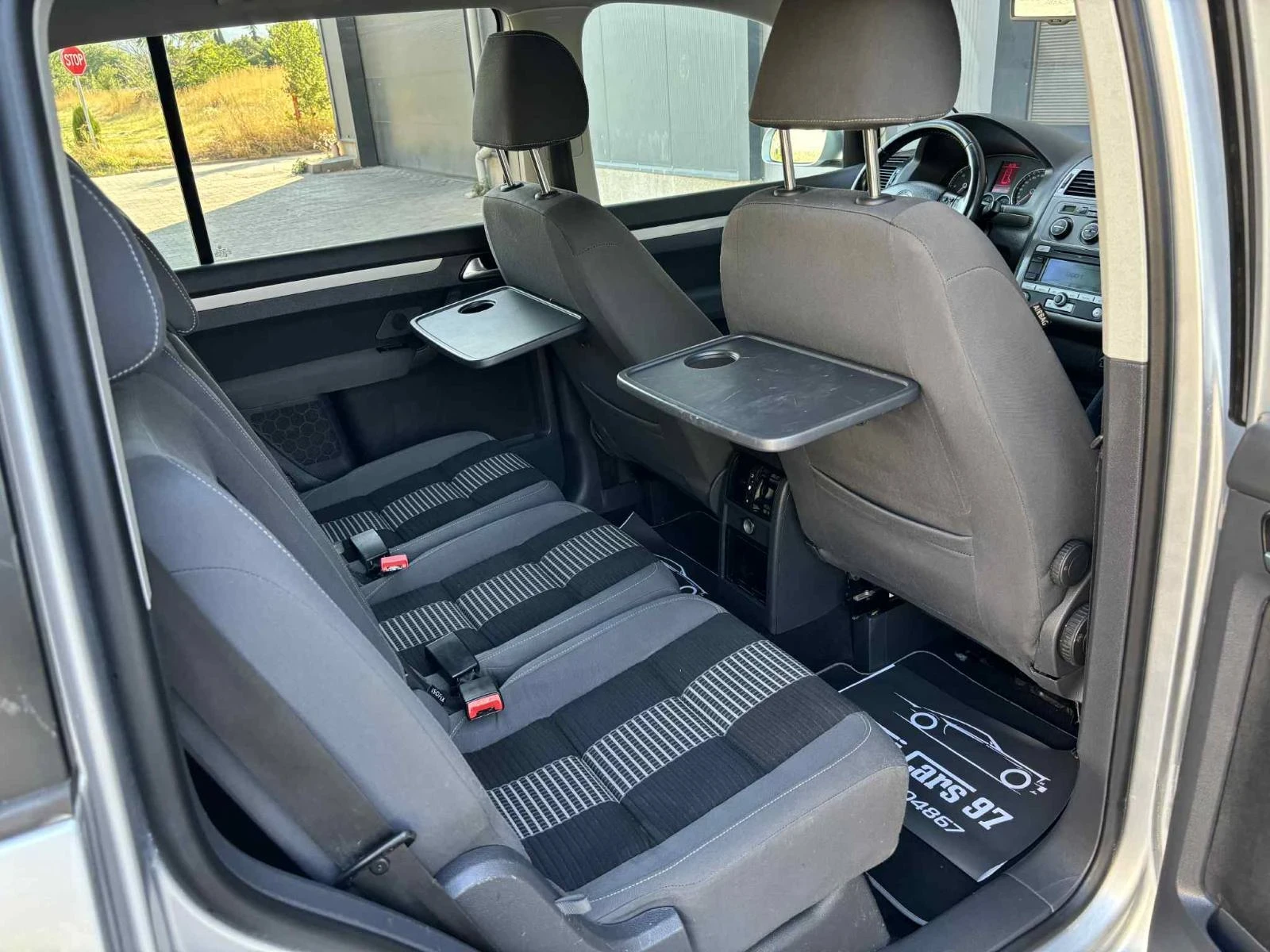 VW Touran 1.9 TDI/105к.с./7-МЕСТНА/UNITED | Mobile.bg — изображение 11