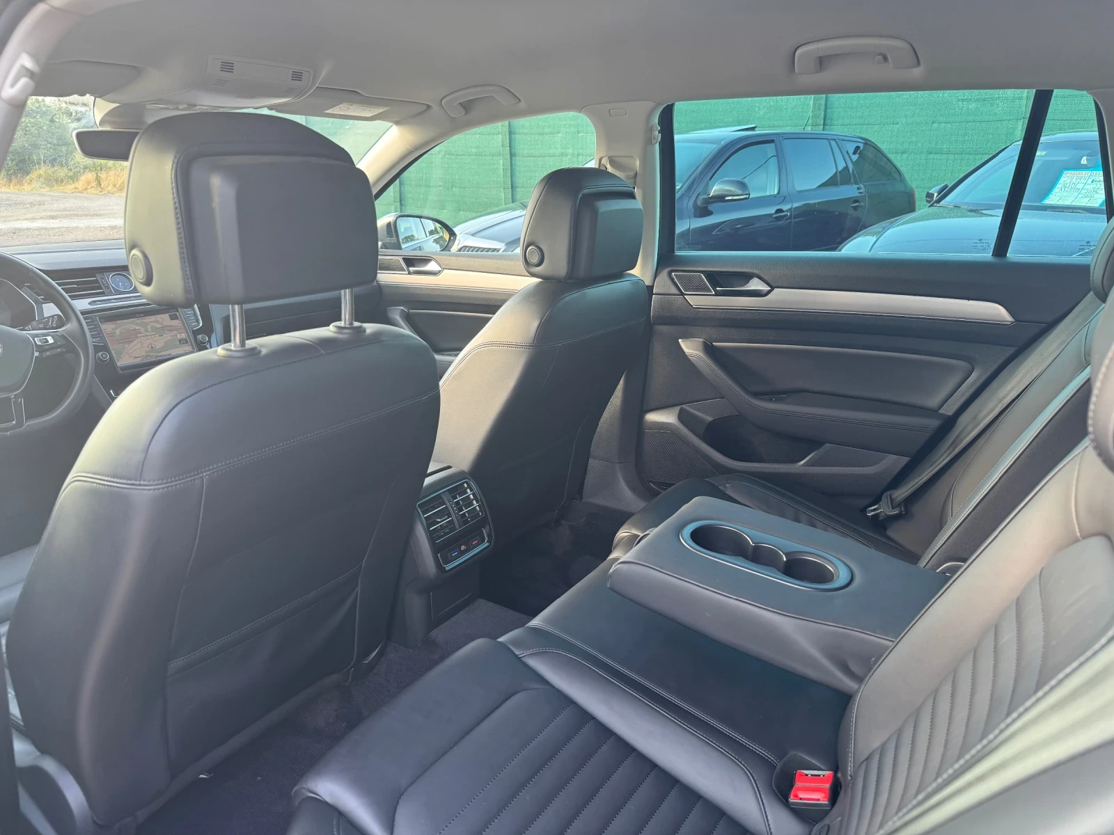 VW Passat 2.0TDI 4Motion Highline DIGITAL | Mobile.bg   12