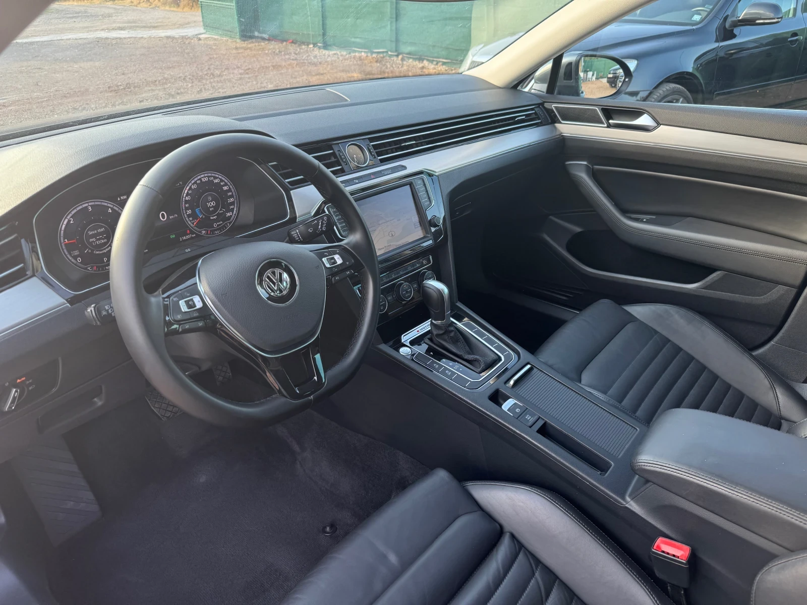 VW Passat 2.0TDI 4Motion DIGITAL - изображение 10