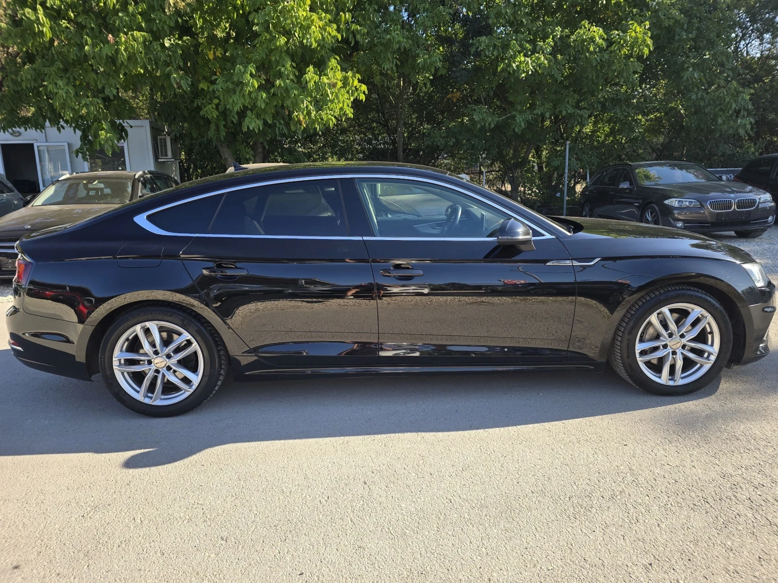 Audi A5 2.0TDI 190к.с Business Sport  - изображение 8