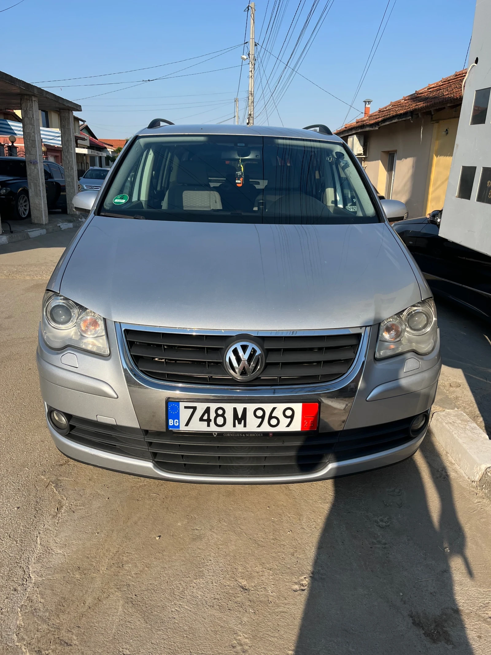 VW Touran 2.0 TDI | Mobile.bg   1
