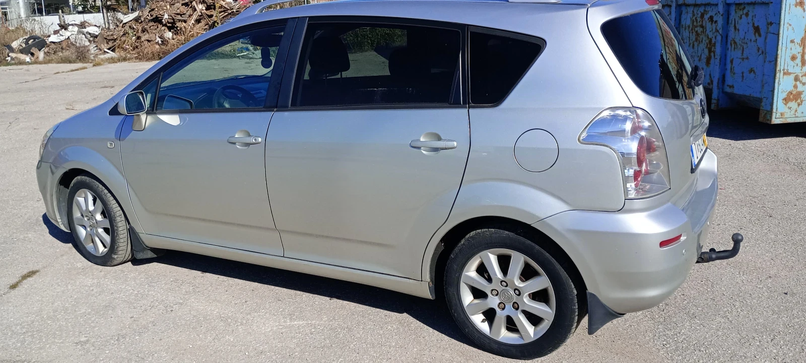 Toyota Corolla verso 2.2D4D - изображение 4