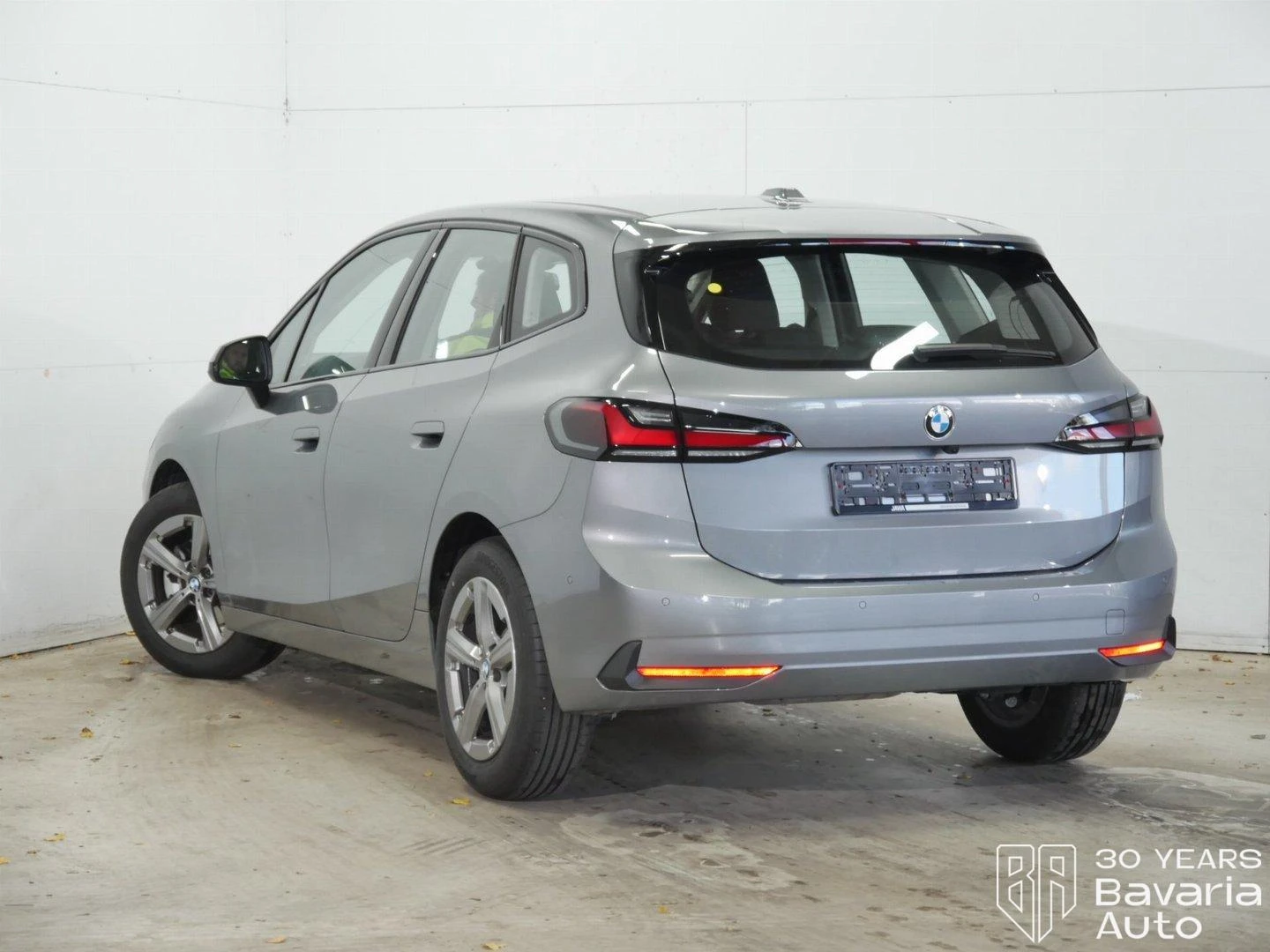 BMW 218 d Active Tourer Steptronic | Mobile.bg   2