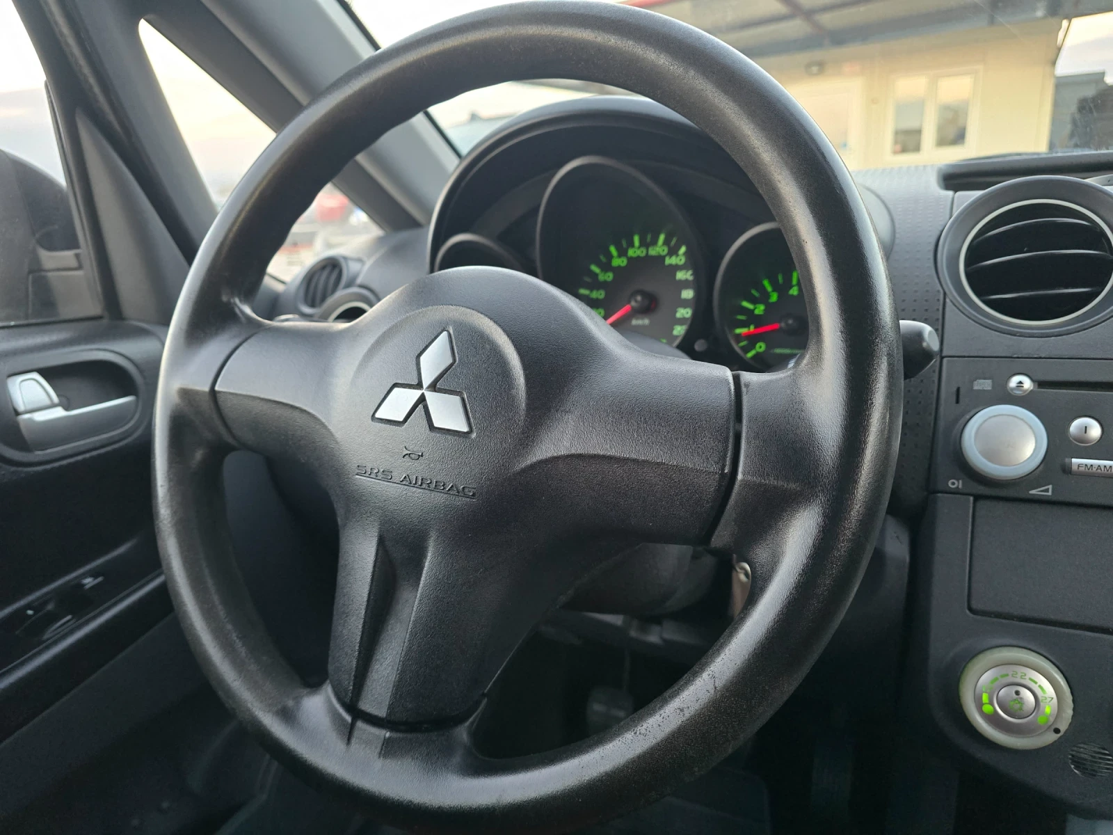 Mitsubishi Colt 1.3i 95  4 | Mobile.bg   12