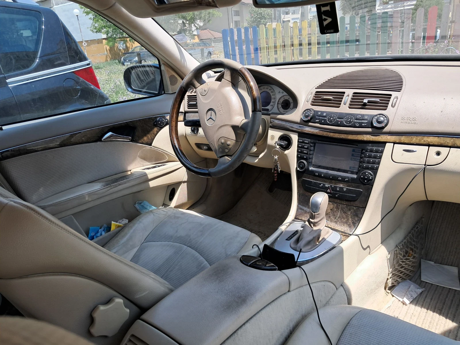 Mercedes-Benz E 320 Avant-garde  - изображение 8