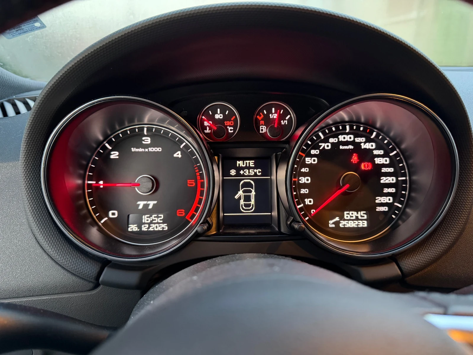 Audi Tt 2.0 TDI - изображение 8