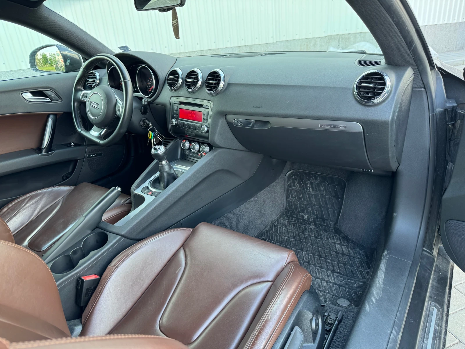 Audi Tt 2.0 TDI - изображение 6