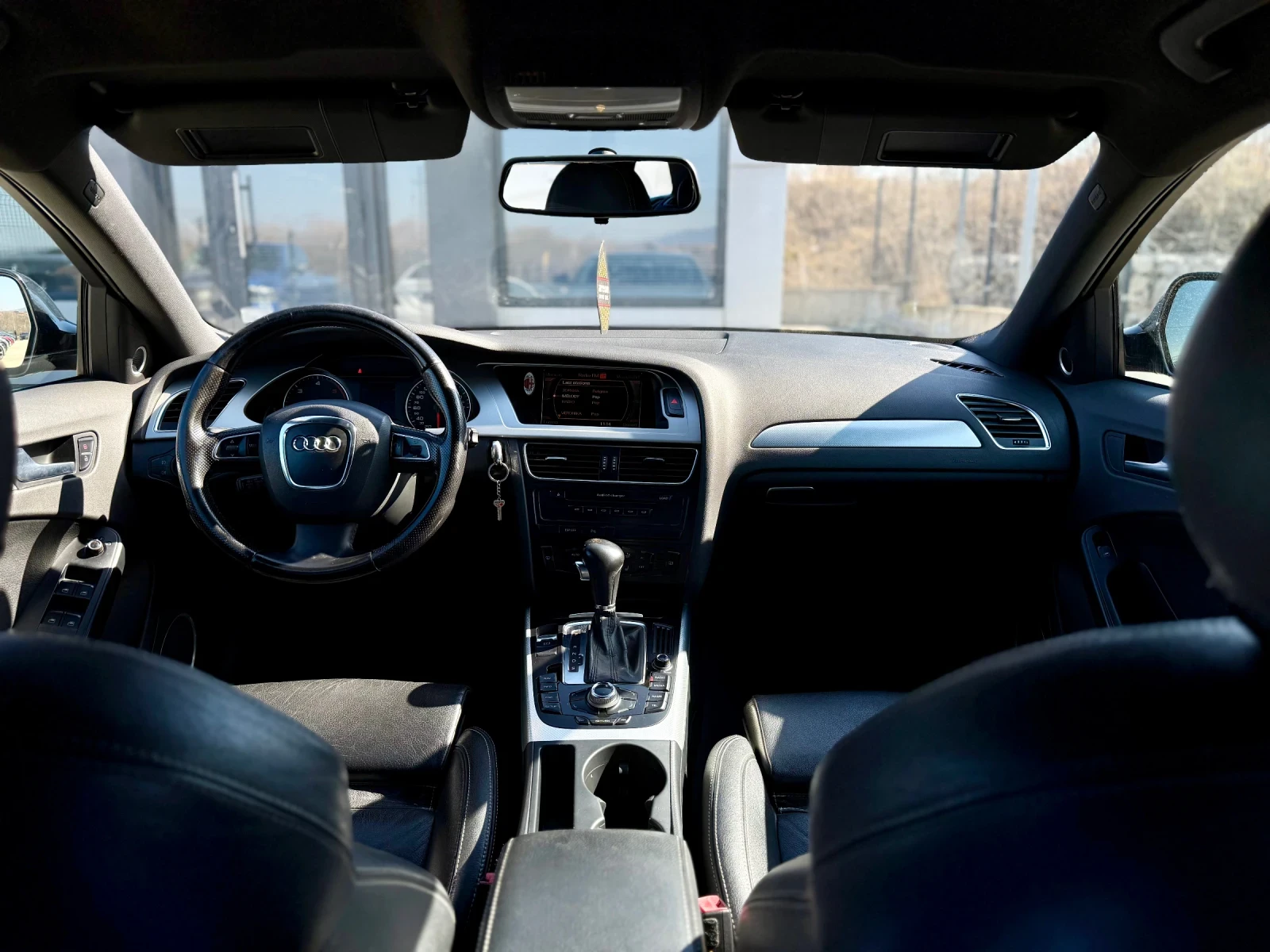 Audi A4 S-LINE / КОЖА / BANG & OLUFSEN / ОБСЛУЖЕНА /, снимка 7 - Автомобили и джипове - 53747343