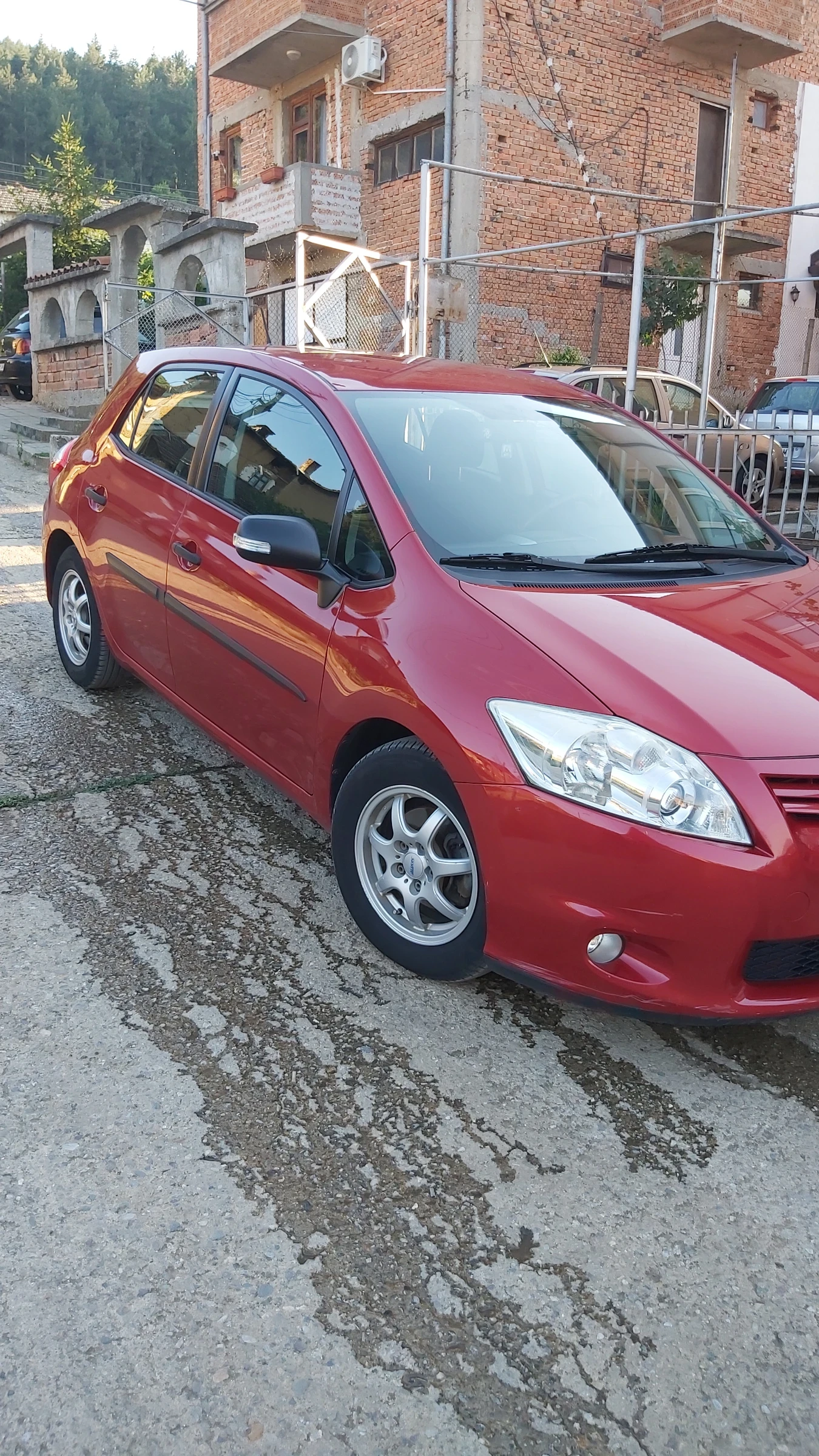 Toyota Auris, снимка 12 - Автомобили и джипове - 53933444