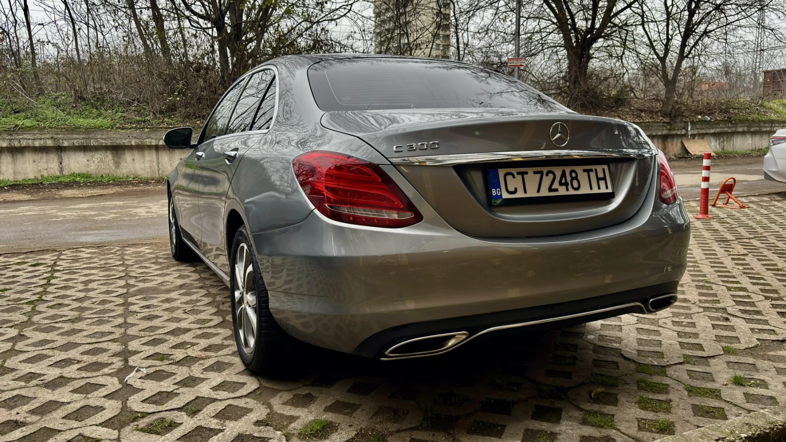Mercedes-Benz C 300, снимка 5 - Автомобили и джипове - 53974439