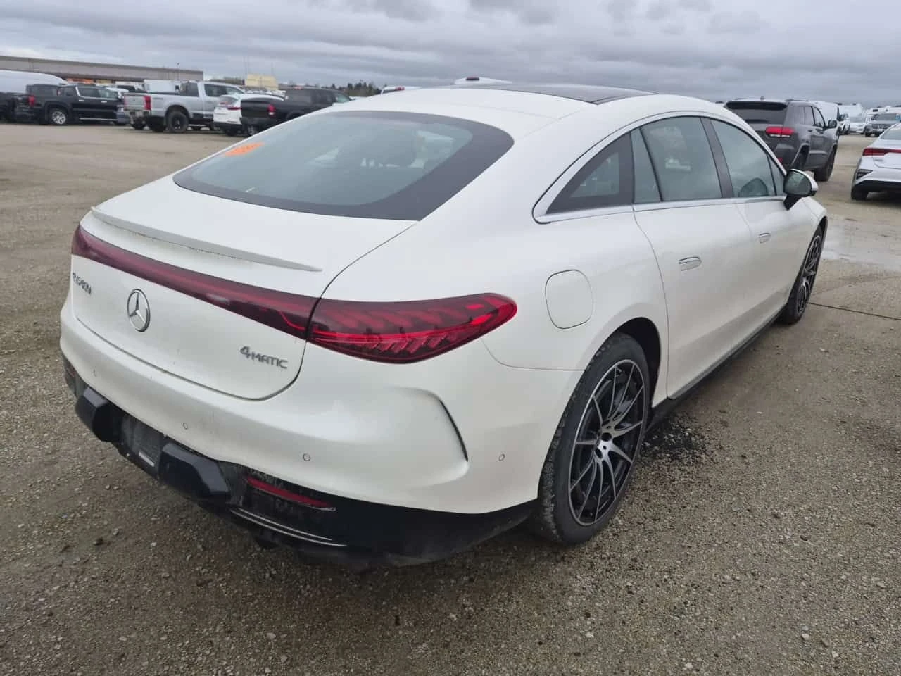 Mercedes-Benz EQS 450| BURMESTER| МАСАЖ| PANO| OБДУХВАНЕ| 2 КЛЮЧА, снимка 3 - Автомобили и джипове - 54227613