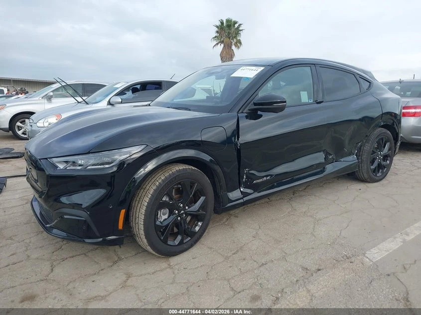 Ford Mustang Mach-E Mach-E Premium, снимка 2 - Автомобили и джипове - 54241081