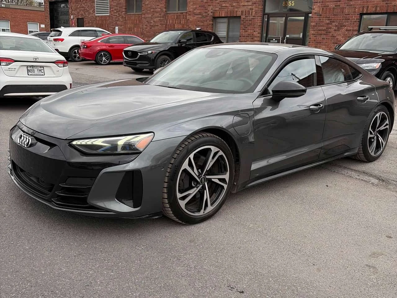 Audi E-Tron GT * BANG&OLUFSEN* DISTRONIK* 360 KAMERA* ПОДГРЕВИ* 