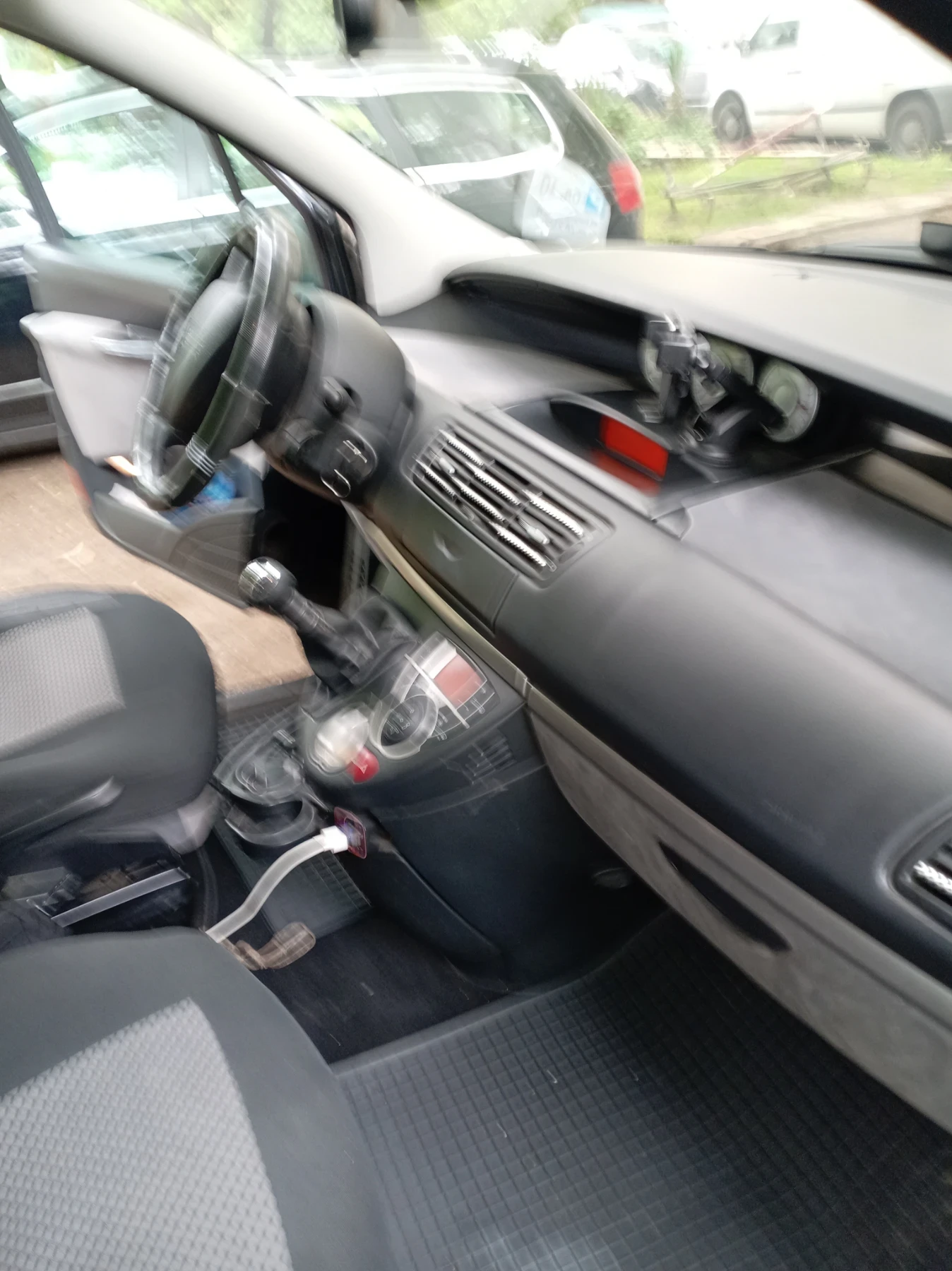 Peugeot 807 2.2 HDI , снимка 6 - Автомобили и джипове - 54472512