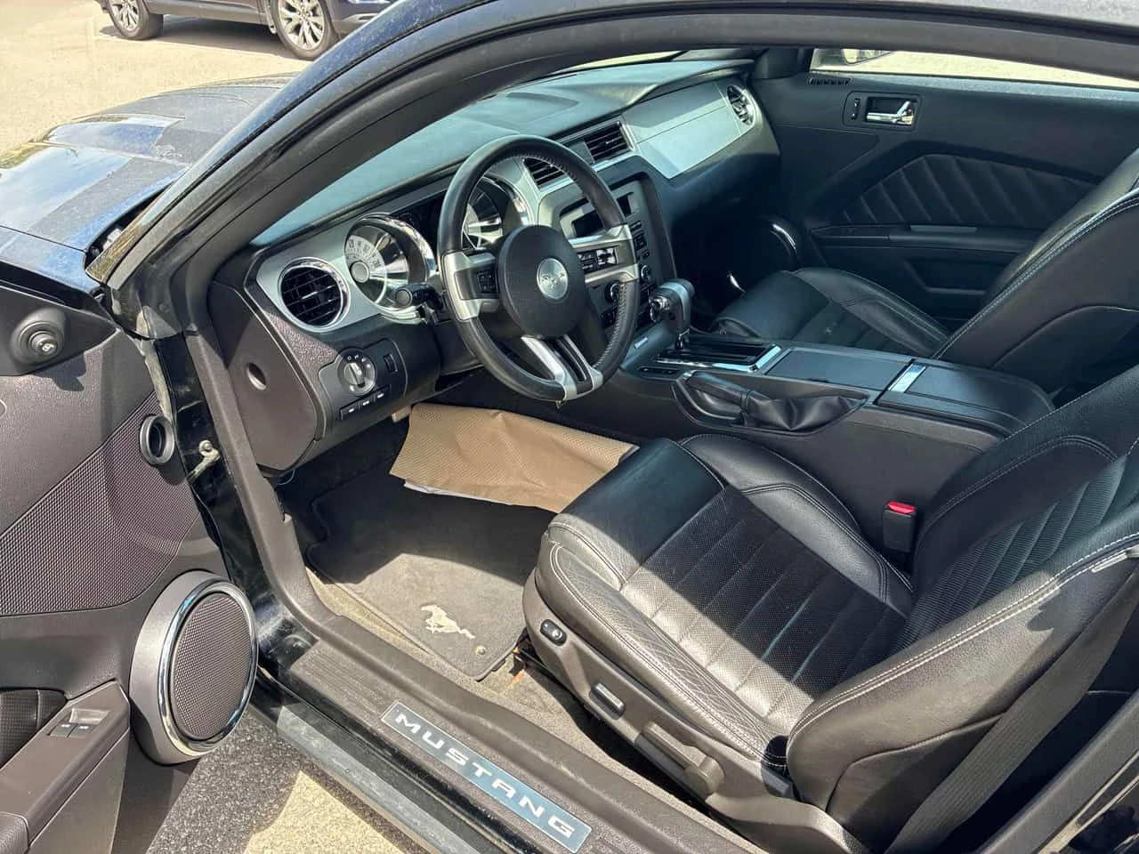 Ford Mustang | V6 | CARFAX | ПОДГРЕВ | АВТОКРЕДИТ | , снимка 5 - Автомобили и джипове - 54642308