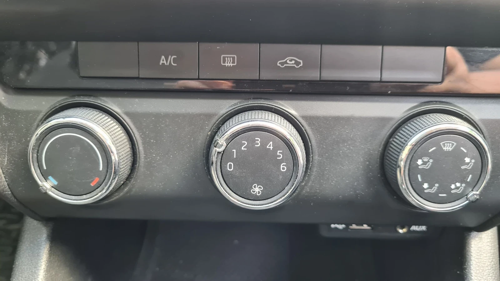 Skoda Octavia Octavia 3 1.6 TDI, снимка 16 - Автомобили и джипове - 54670121