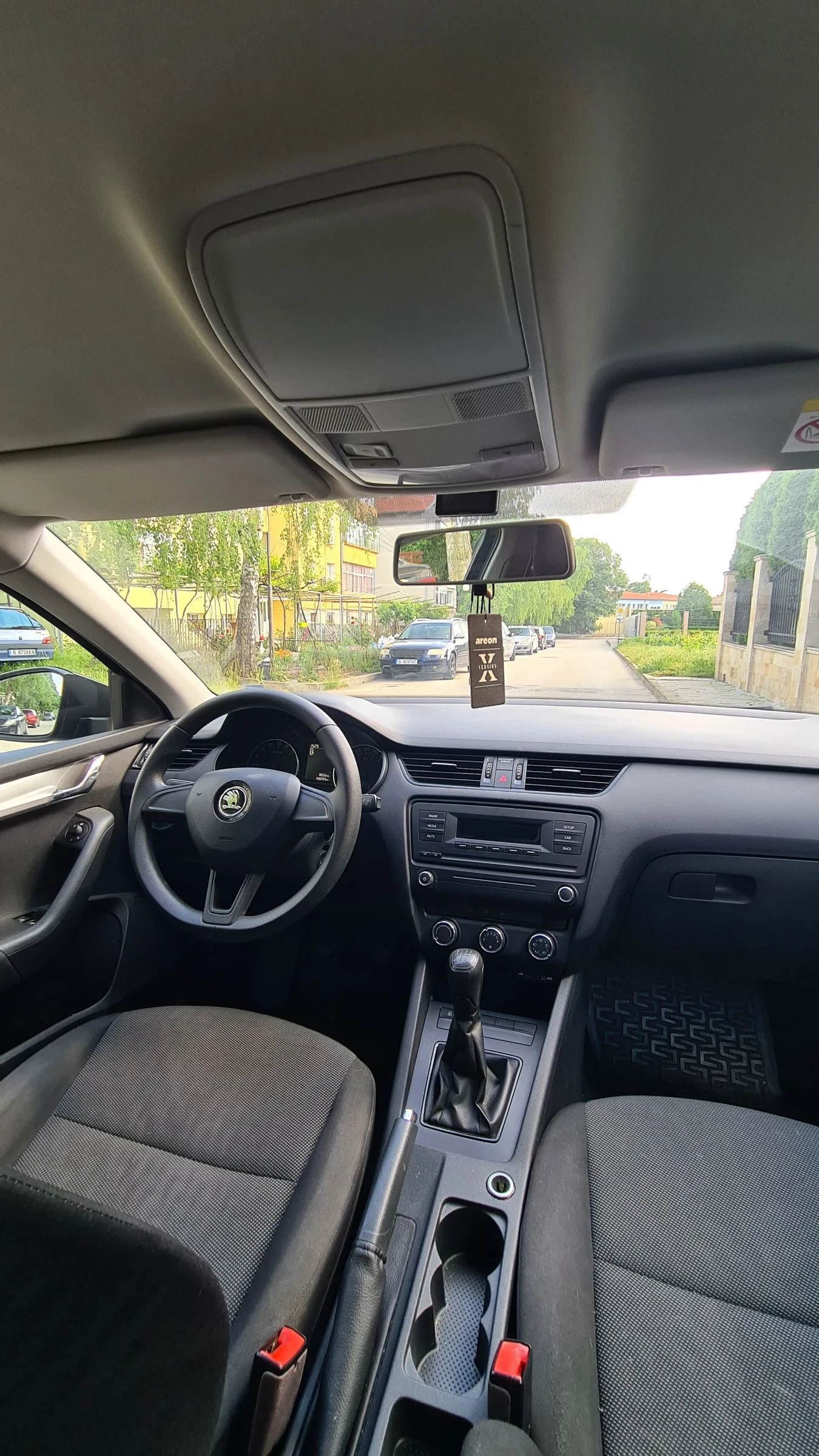Skoda Octavia Octavia 3 1.6 TDI, снимка 8 - Автомобили и джипове - 54670121