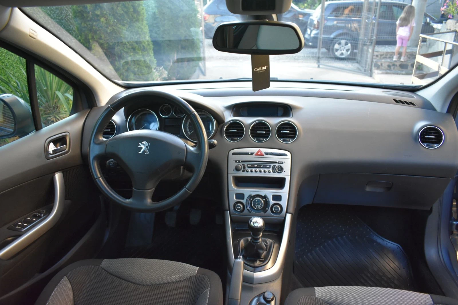 Peugeot 308 1.6 e-hdi, снимка 13 - Автомобили и джипове - 54813096