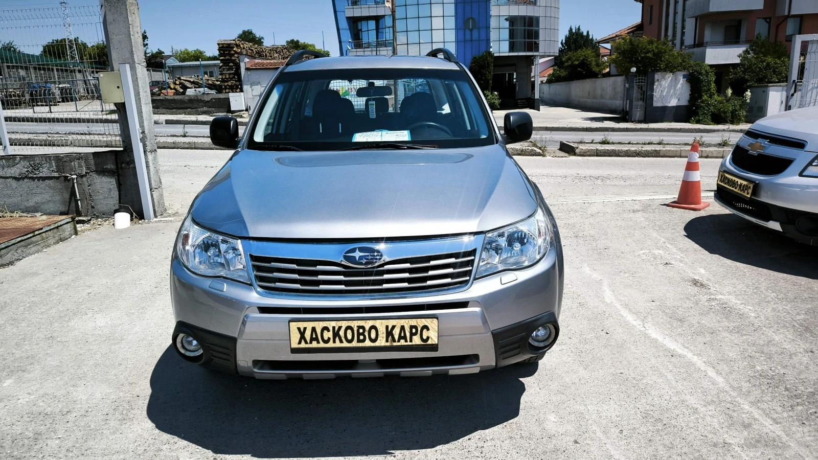 Subaru Forester 2.0i, снимка 2 - Автомобили и джипове - 54869435