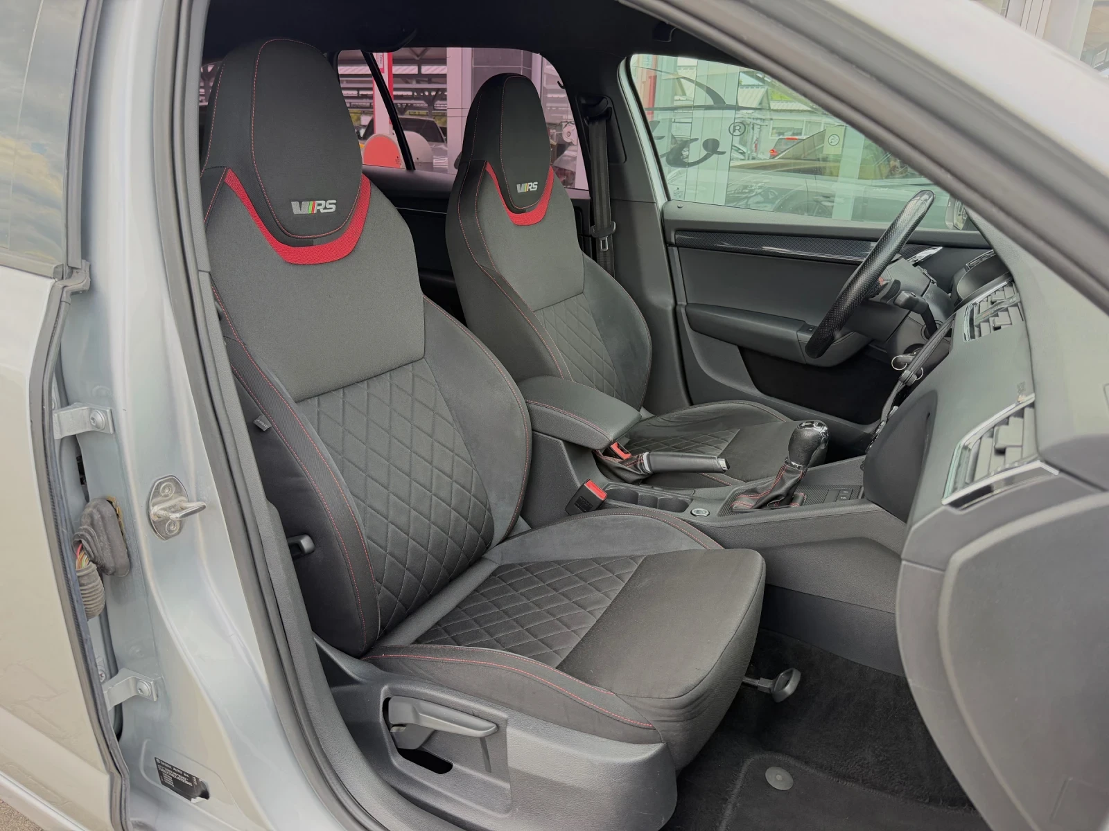 Skoda Octavia 2.0TDI#4x4#VRS#ALCANTARA#FULLED#2019г, снимка 9 - Автомобили и джипове - 55015724
