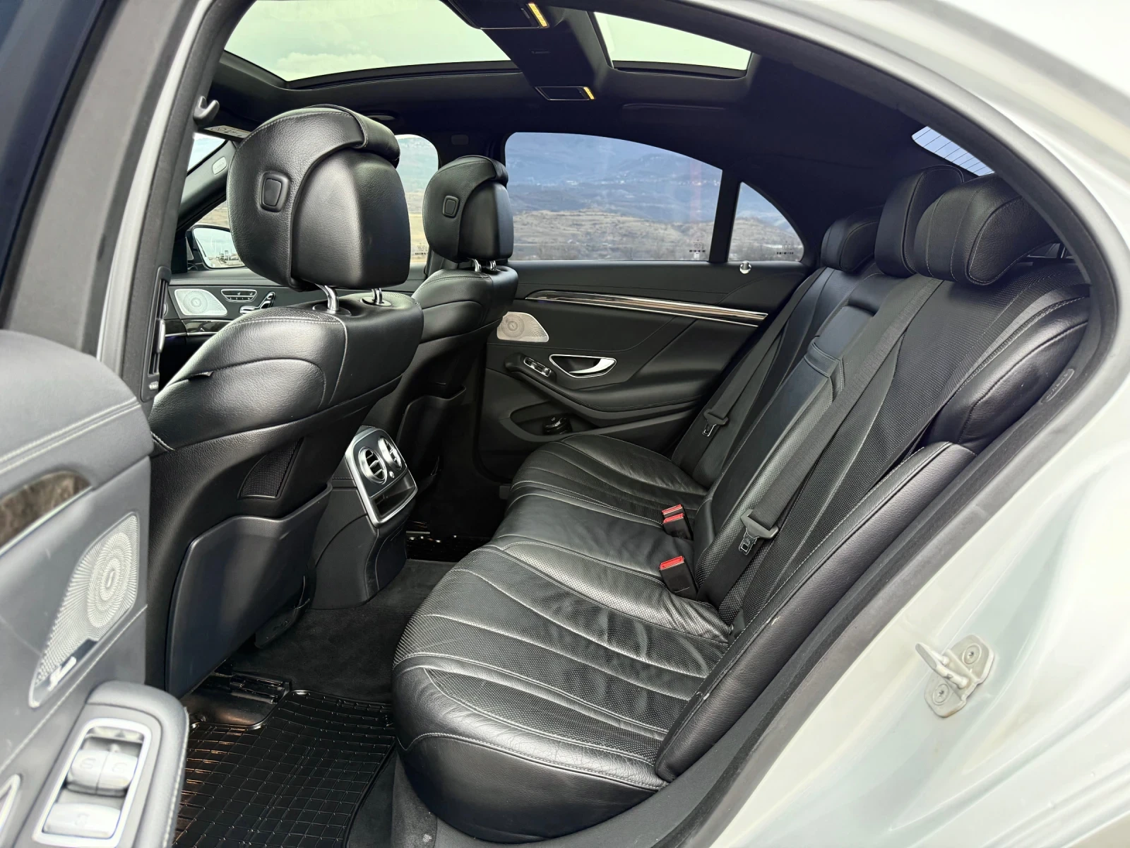 Mercedes-Benz S 350 CDI / FULL / 9G / 4MATIC / AMG / 360 / PANORAMA, снимка 11 - Автомобили и джипове - 55123611
