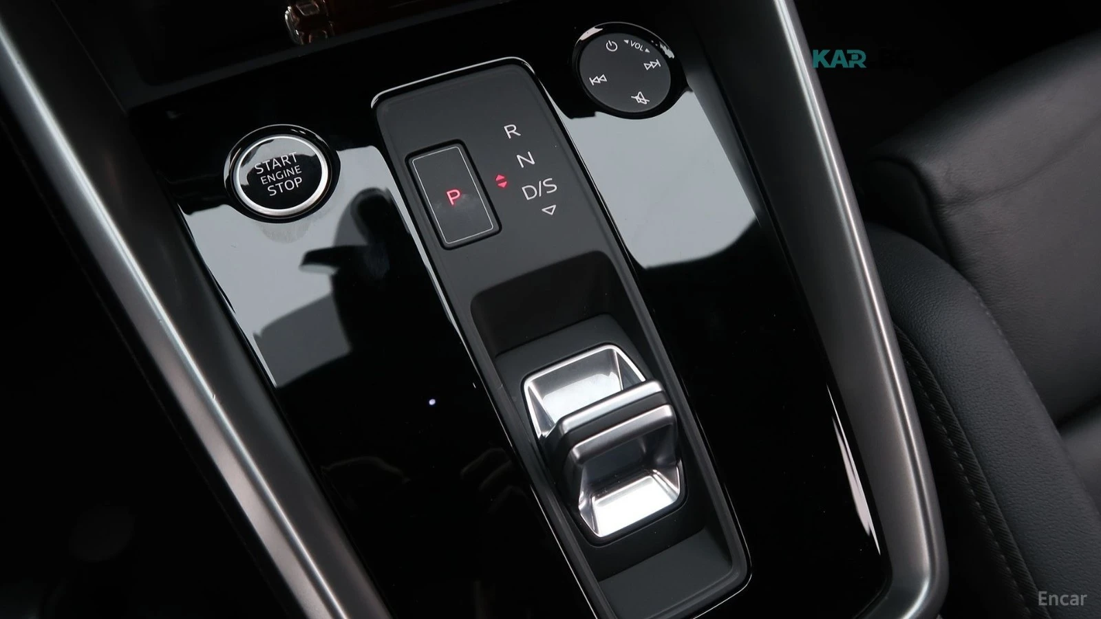 Audi A3 40 TFSI PREMIUM* КОЖА* НАВИ* ПАНО, снимка 8 - Автомобили и джипове - 55931910