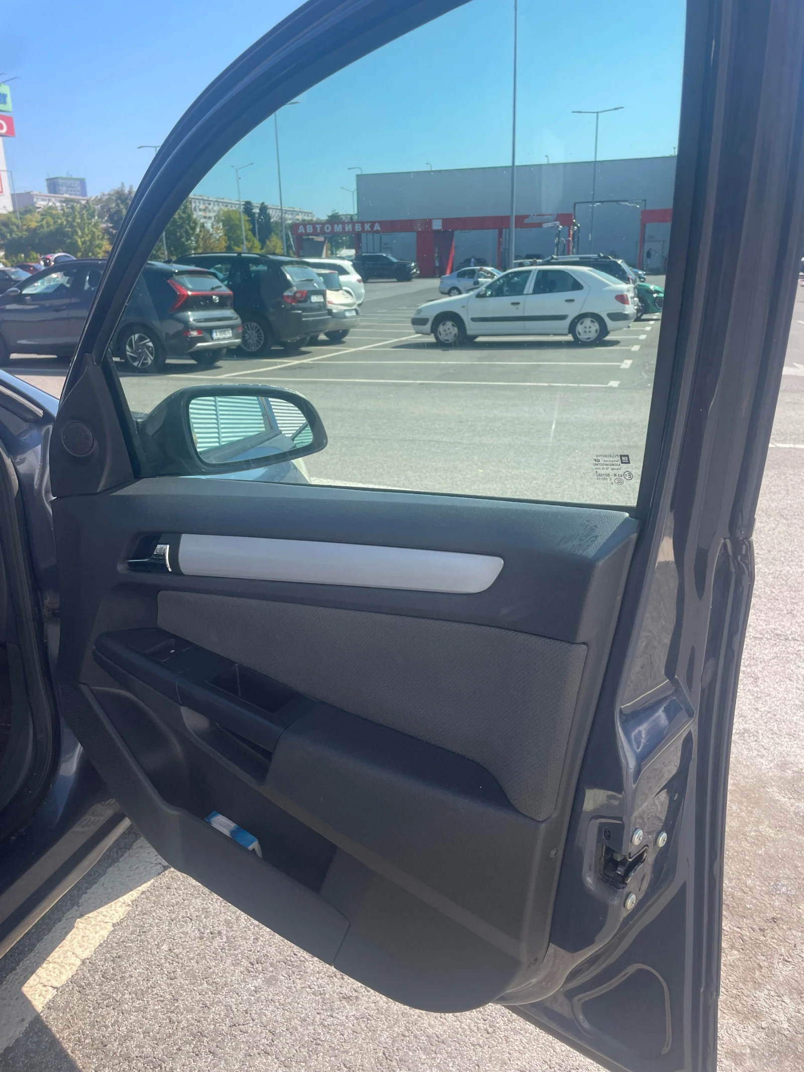 Opel Astra 1.6 Twinport Ecotec, снимка 13 - Автомобили и джипове - 56150364