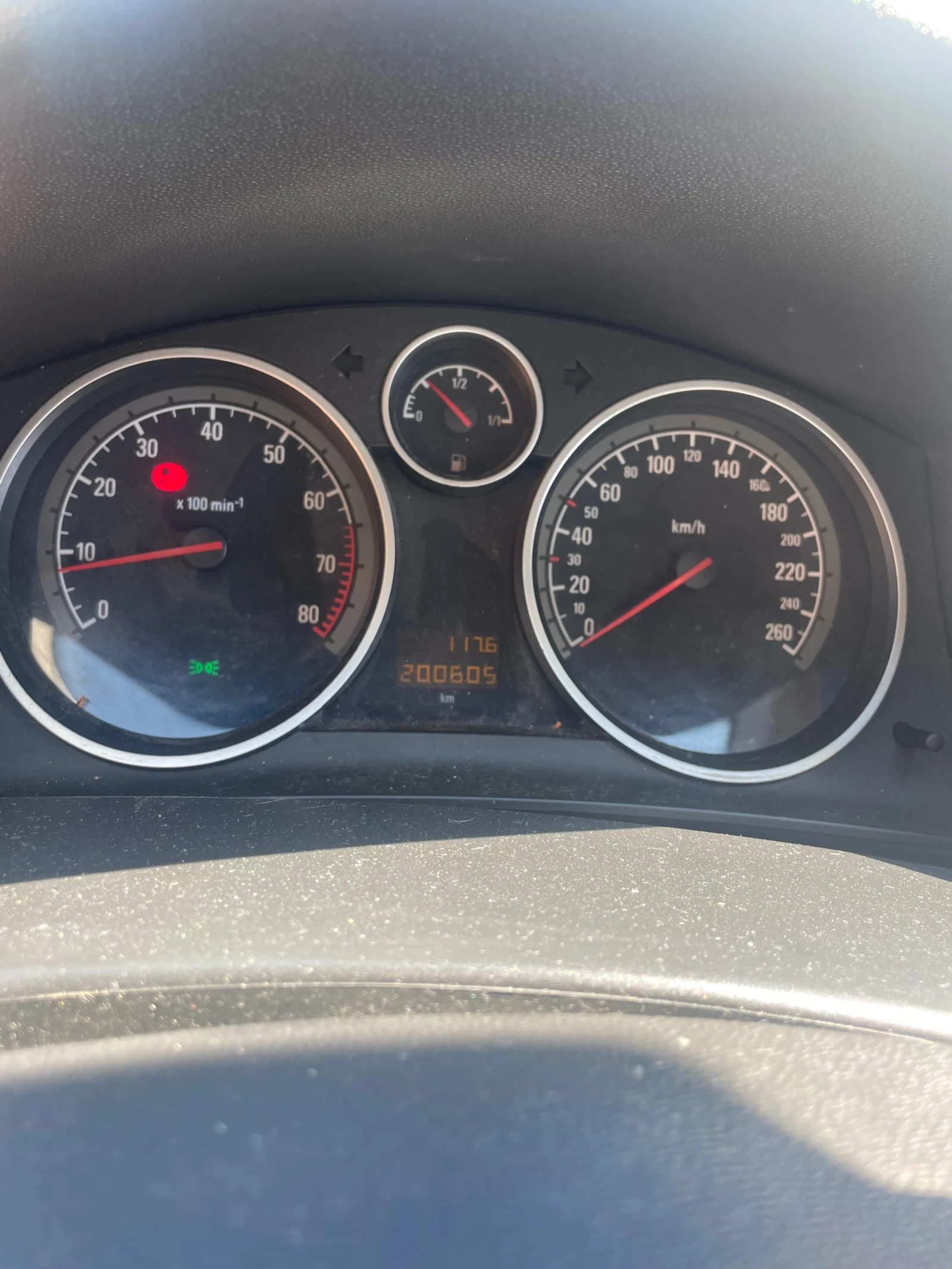Opel Astra 1.6 Twinport Ecotec, снимка 12 - Автомобили и джипове - 56150364