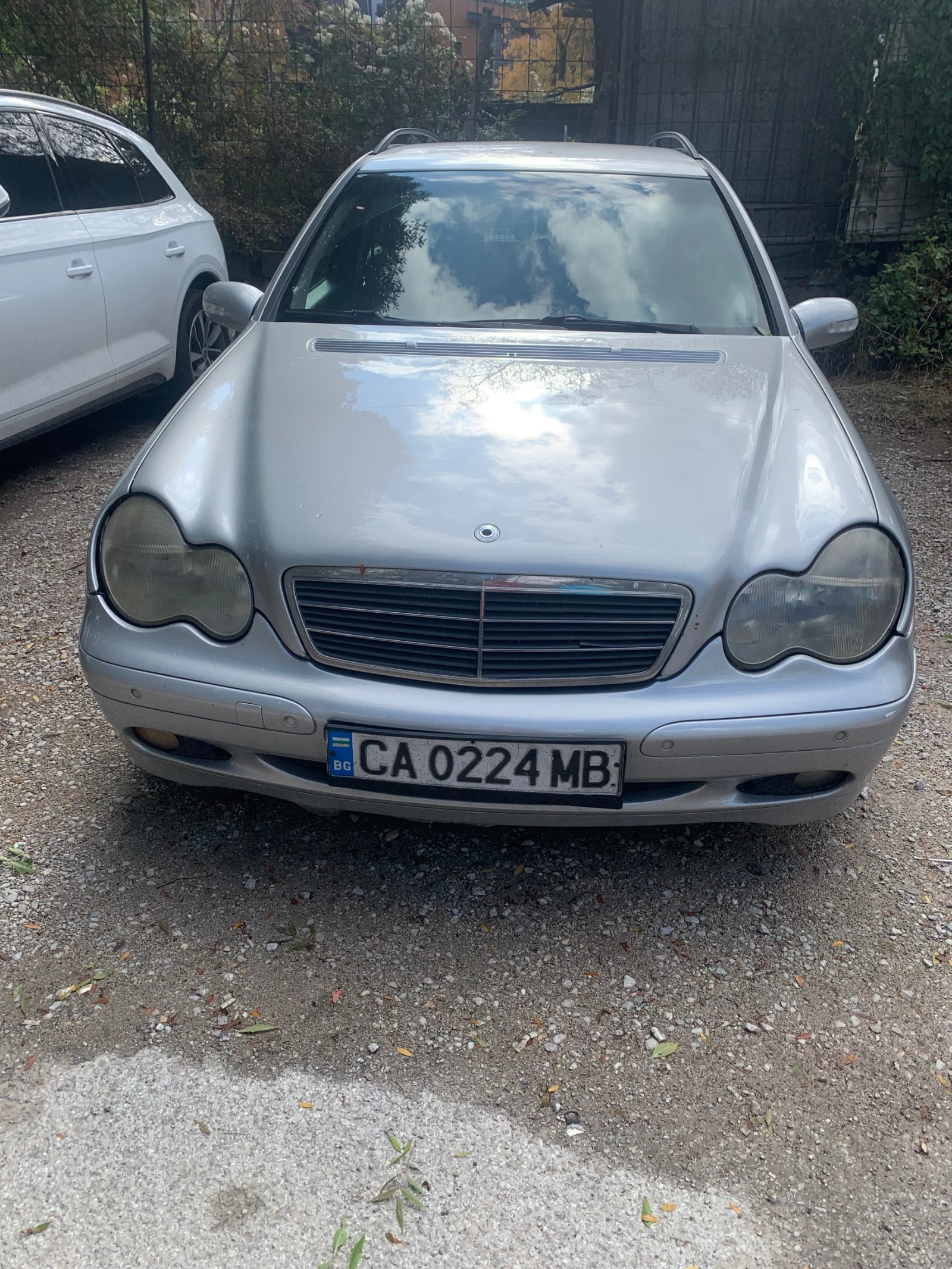 Mercedes-Benz C 220, снимка 2 - Автомобили и джипове - 56542603
