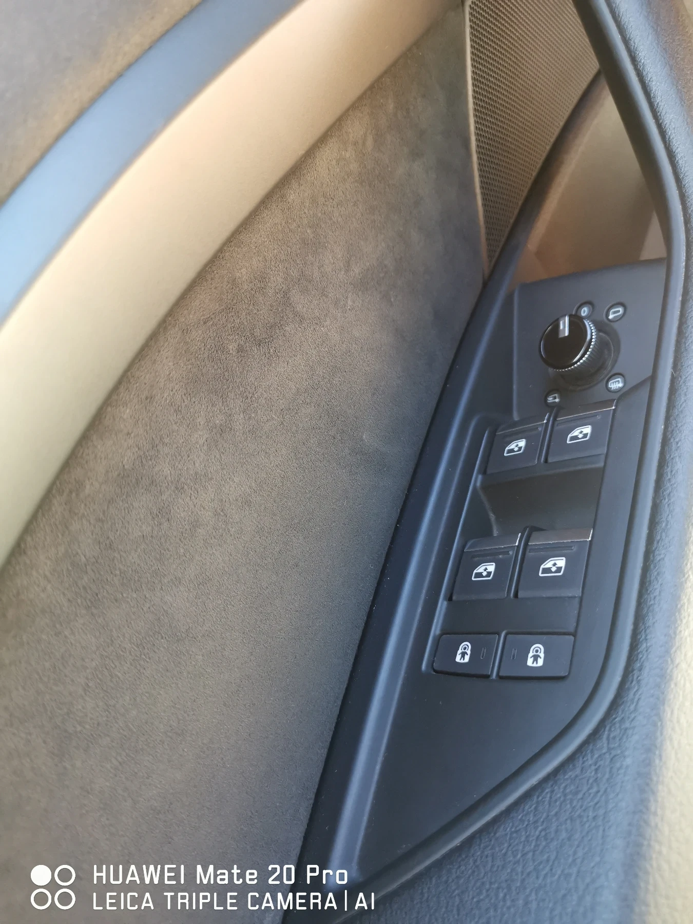 Audi E-Tron, снимка 11 - Автомобили и джипове - 56710481