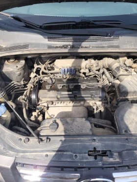 Kia Sportage 2.0i/на части , снимка 7
