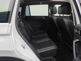 VW Tiguan 2.0 TDI 4Motion Prestige| 150к.с.| ВКЛ.ТЕХНОТЕСТ, снимка 11