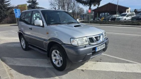 Nissan Terrano 3.0 4Х4 КЛИМАТИК , снимка 2