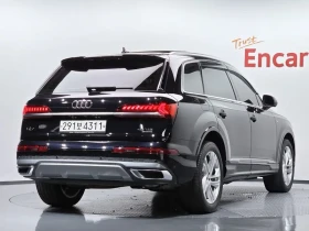 ������ Audi Q7