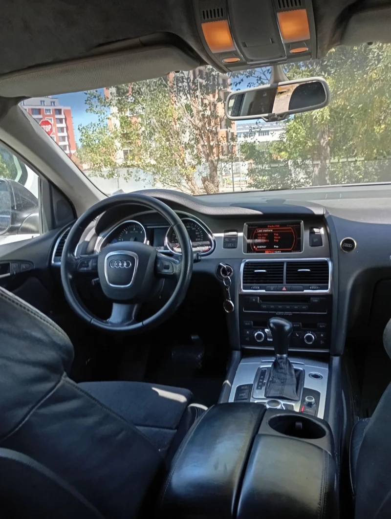 Audi Q7, снимка 4 - Автомобили и джипове - 47581334