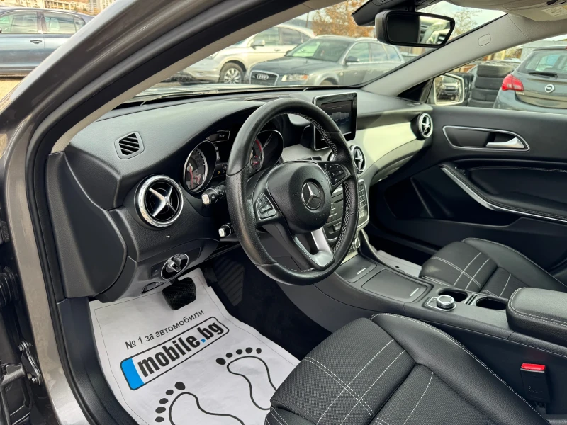 Mercedes-Benz GLA 220 2.2CDI 4matic + camera, снимка 12 - Автомобили и джипове - 48064130