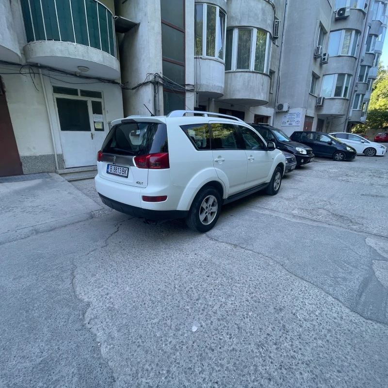Peugeot 4007, снимка 4 - Автомобили и джипове - 52329948
