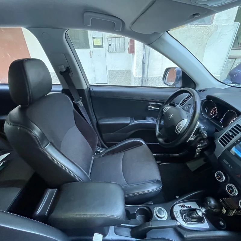 Peugeot 4007, снимка 13 - Автомобили и джипове - 52329948
