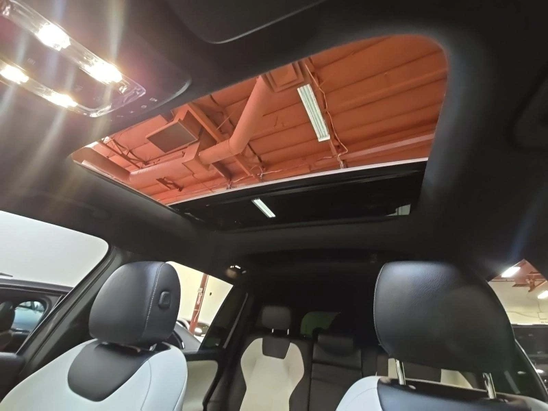 Mercedes-Benz GLB 250* 4MATIC* PANO, снимка 9 - Автомобили и джипове - 52727775