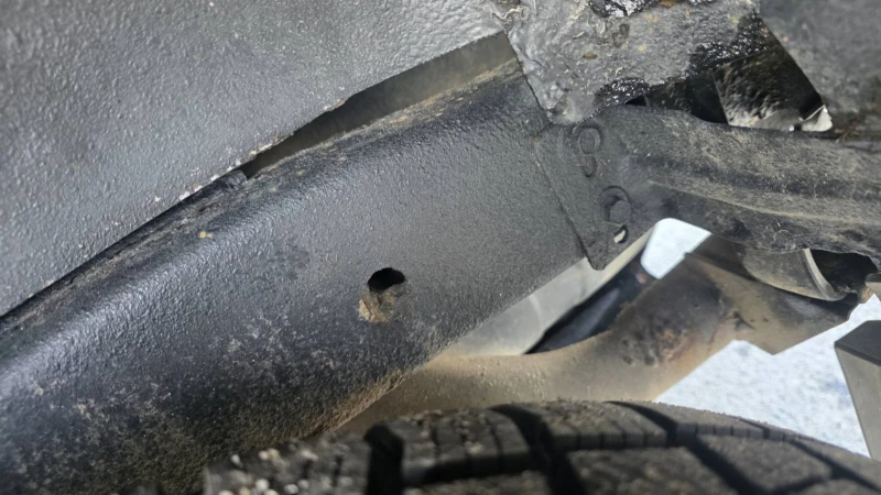 Nissan Terrano 3.0 4Х4 КЛИМАТИК , снимка 5 - Автомобили и джипове - 53537470