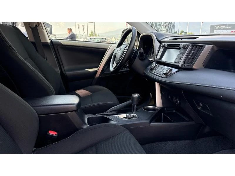 Toyota Rav4 2.0P AWD Comfort - изображение 6