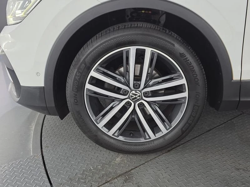VW Tiguan 2.0 TDI 4Motion Prestige| 150к.с.| ВКЛ.ТЕХНОТЕСТ, снимка 5 - Автомобили и джипове - 55650536