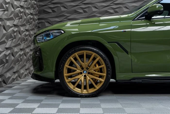 BMW X6 50D* XDRIVE* M-SPORT* H&K* GLOW* HUD* PANO* ОБДУХВ, снимка 5 - Автомобили и джипове - 56177152