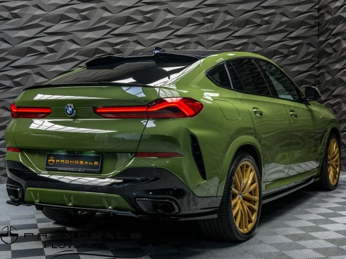 BMW X6 50D* XDRIVE* M-SPORT* H&K* GLOW* HUD* PANO* ОБДУХВ, снимка 3 - Автомобили и джипове - 56177152