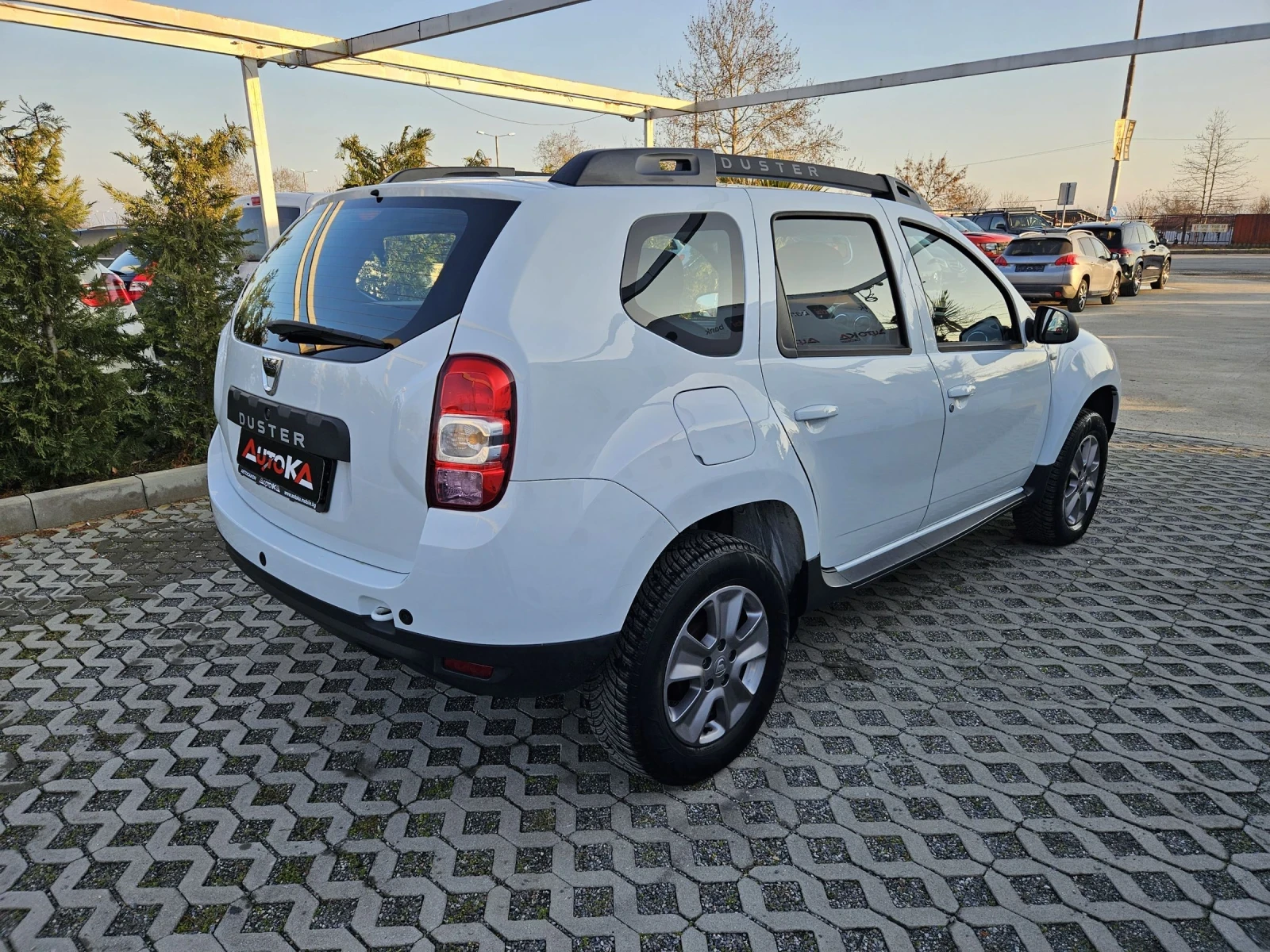 Dacia Duster 1.6DCI-110кс= 6ck= 142.000km= NAVI= FAMILY EDITION - изображение 3