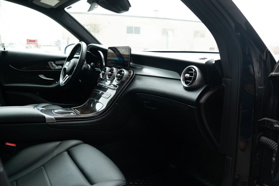 Mercedes-Benz GLC 300 2021 Mercedes-Benz GLC 300 - изображение 7