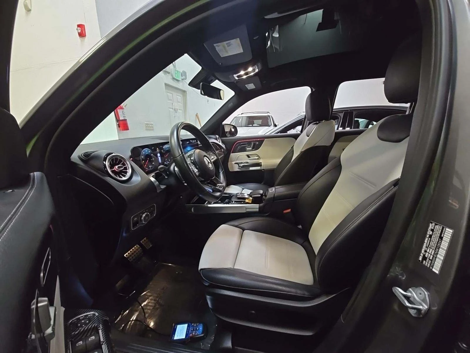 Mercedes-Benz GLB 250* 4MATIC* PANO | Mobile.bg   6