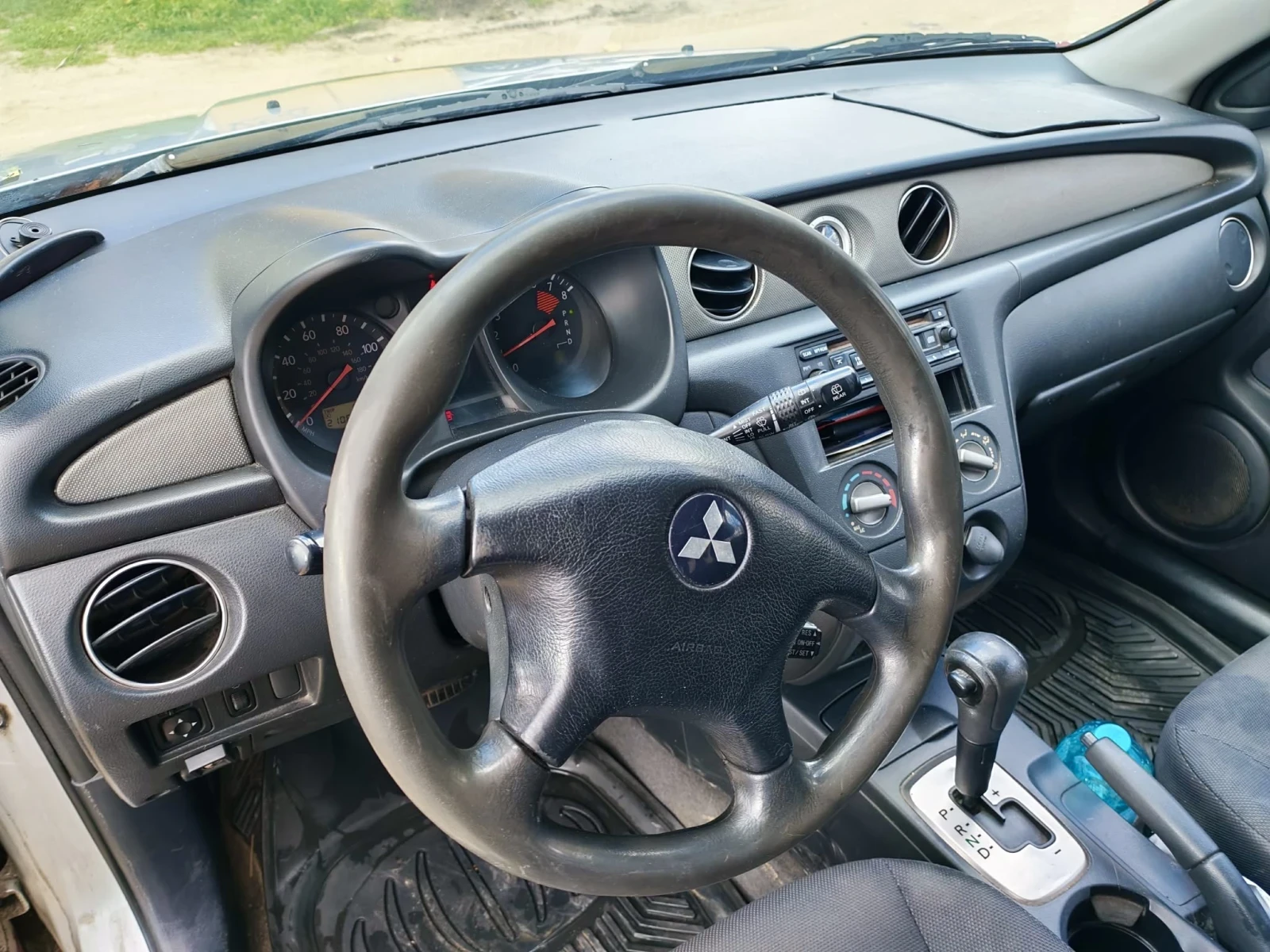 Mitsubishi Outlander, снимка 4 - Автомобили и джипове - 53893970