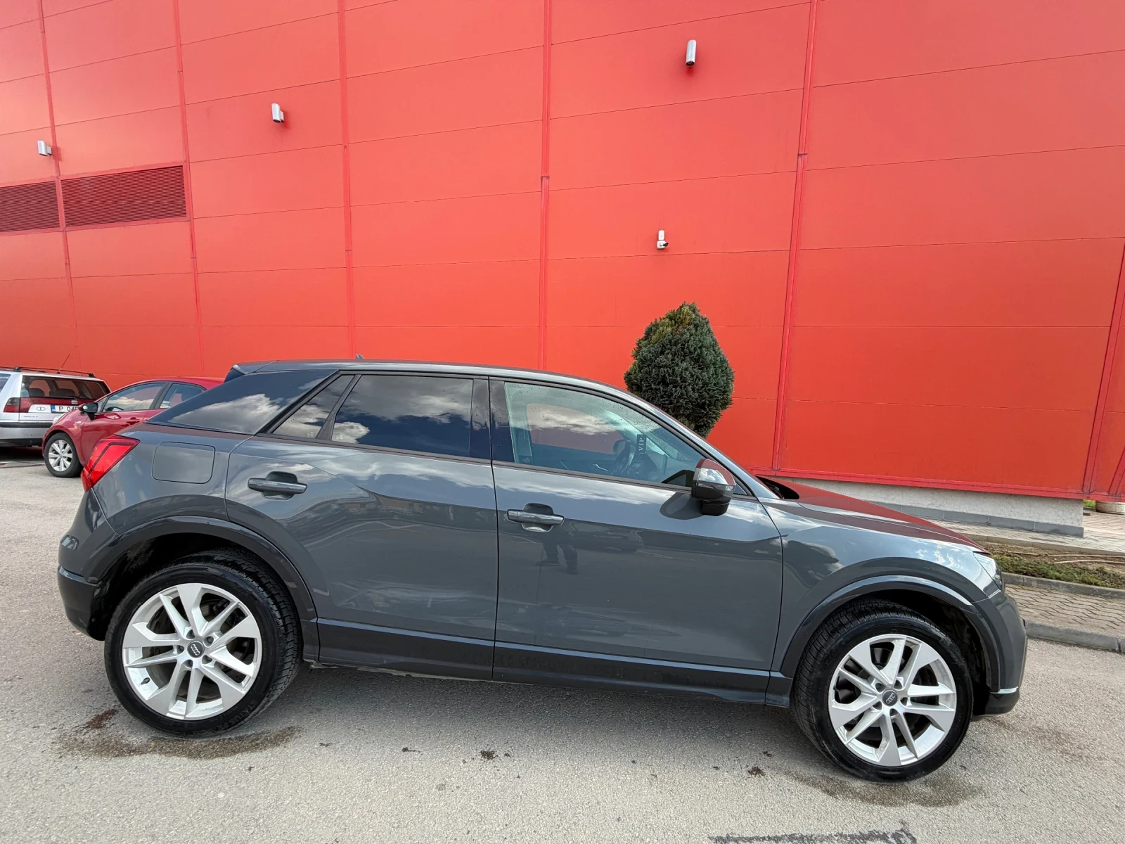 Audi Q2 Sline* LED* Уникат* , снимка 5 - Автомобили и джипове - 54090343