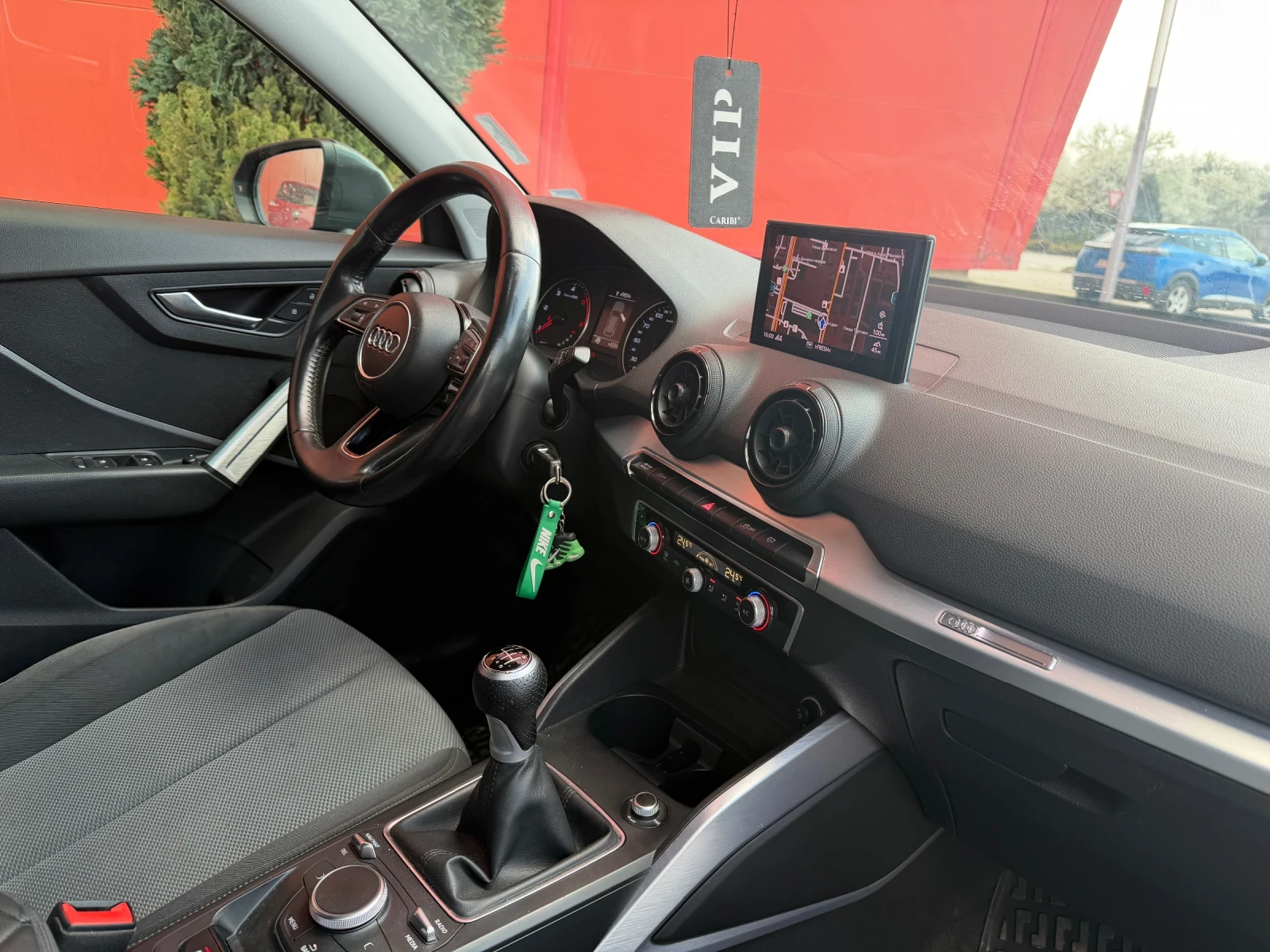 Audi Q2 Sline* LED* Уникат* , снимка 10 - Автомобили и джипове - 54090343